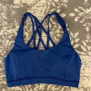 Lululemon Free to be Serene Sports Bra Blue Size 4